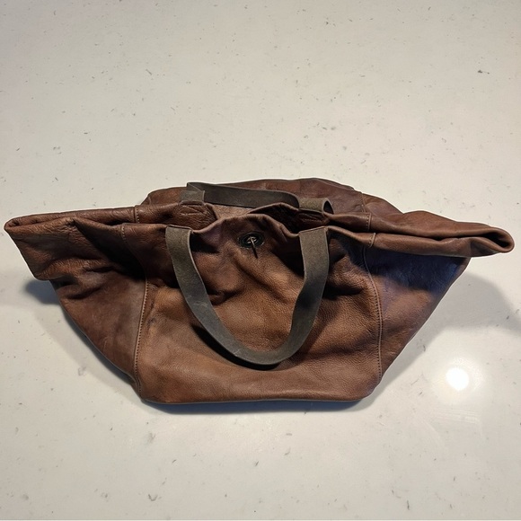 Delle Cose Leather Shoulder Bag
